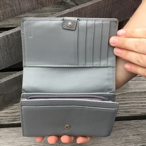 Coach Gray Leather Wallet! VGUC! - Picture 2 of 8